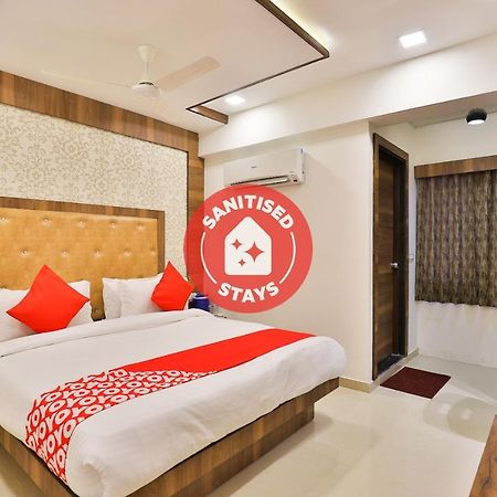 Oyo 24950 Hotel Shree Balaji Residency Ahmedabad Extérieur photo