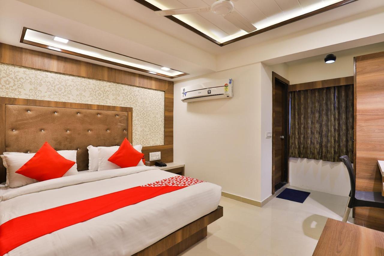 Oyo 24950 Hotel Shree Balaji Residency Ahmedabad Extérieur photo